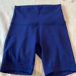 LULULEMON Wunder Train Shorts - SIZE 4